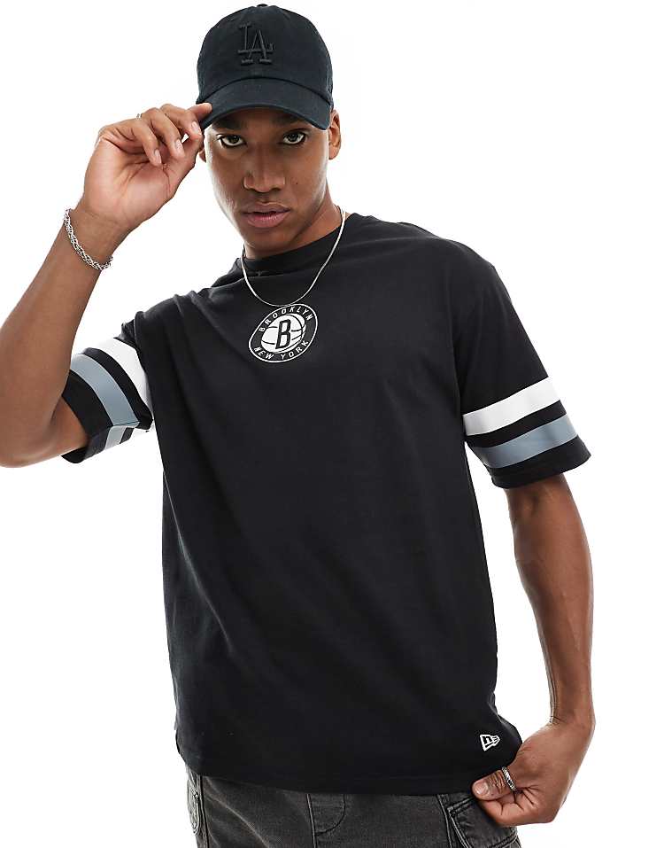 New Era Brooklyn Nets t-shirt in black