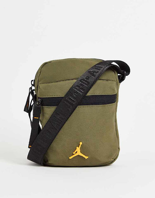 https://images.asos-media.com/products/jordan-air-flight-bag-in-khaki/206499715-1-khaki?$n_750w$&wid=750&fit=constrain