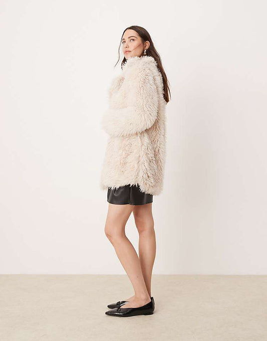 Glamorous fluffy faux fur boxy coat