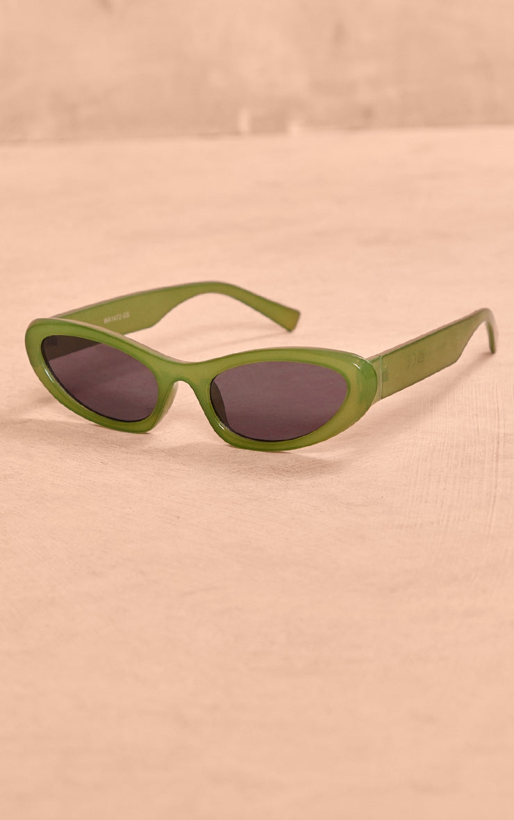 Green Slim Retro Cat Eye Sunglasses