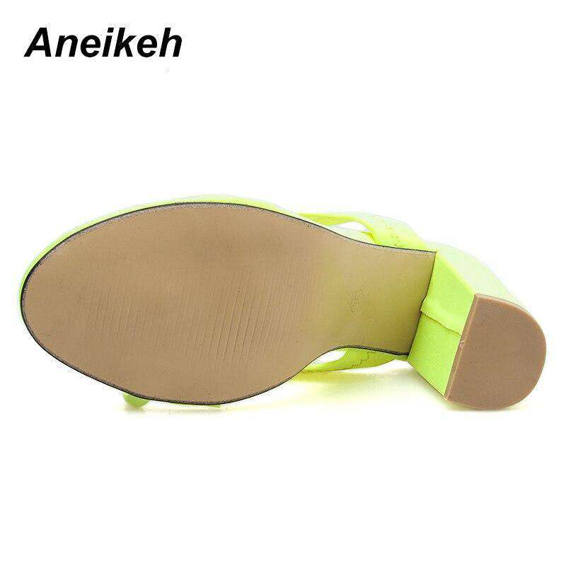 Aneikeh High Heels