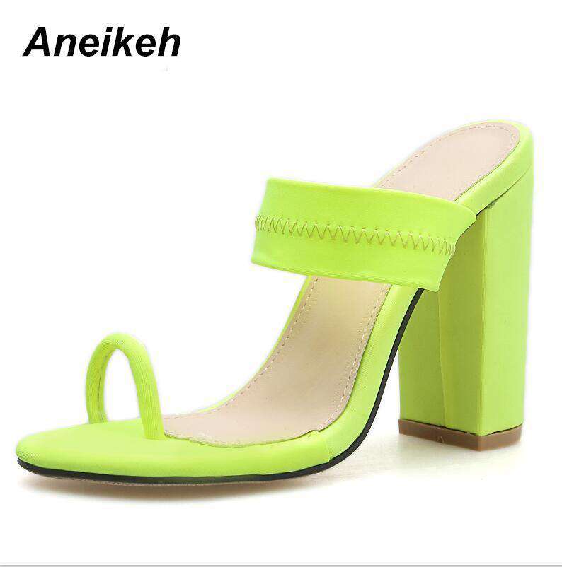 Aneikeh High Heels