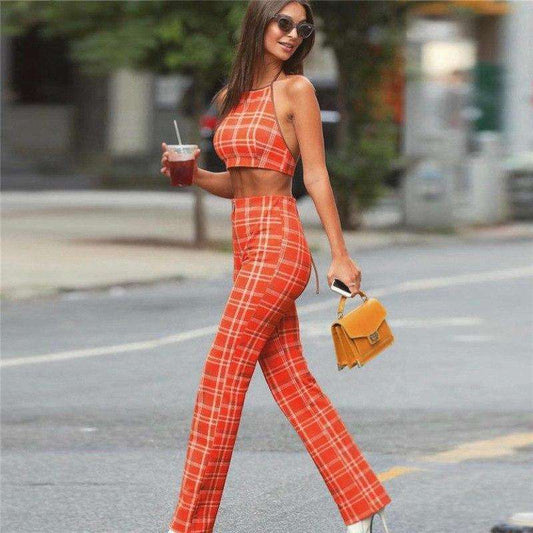 Backless Crop-Top & highwaist pants