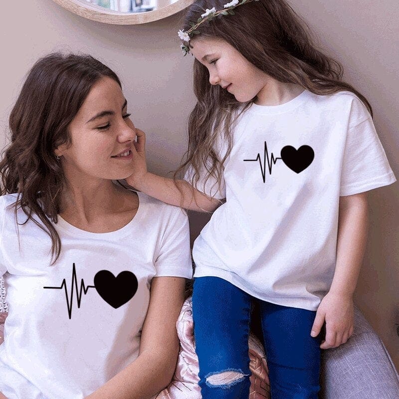 Cute Mother And Daughter T-shirt Fashion